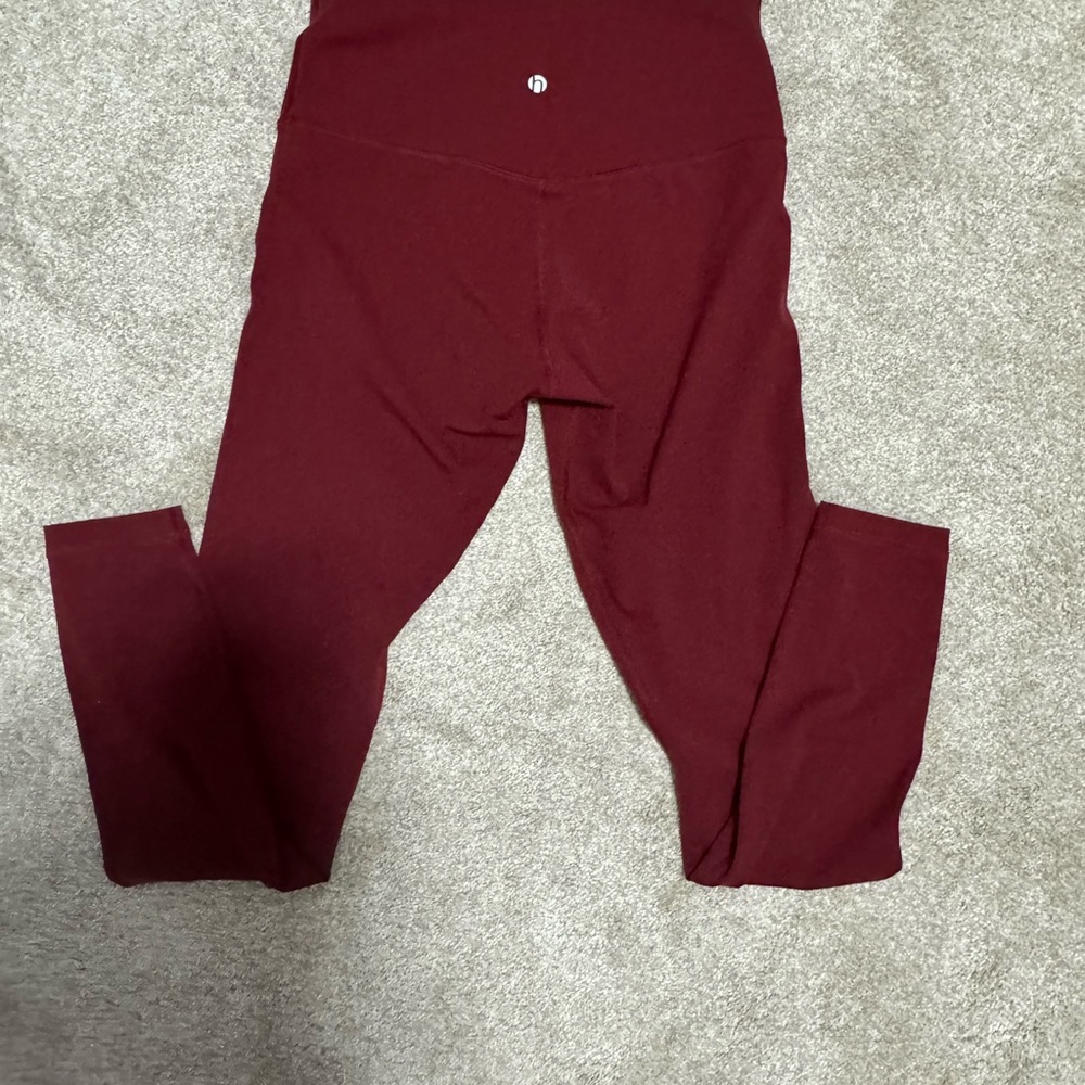 Maroon leggings
